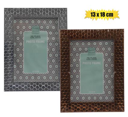 Picture Frame Plastic Metallic 13 x 18cm Assorted