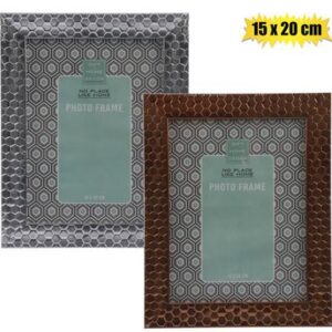 Picture Frame Plastic Metallic 15 x 20cm Assorted